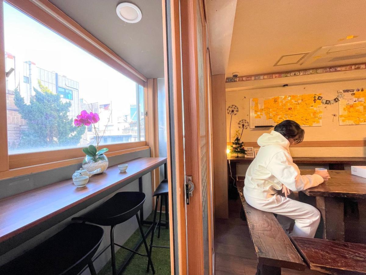 Cocoa Guesthouse Сеул Экстерьер фото