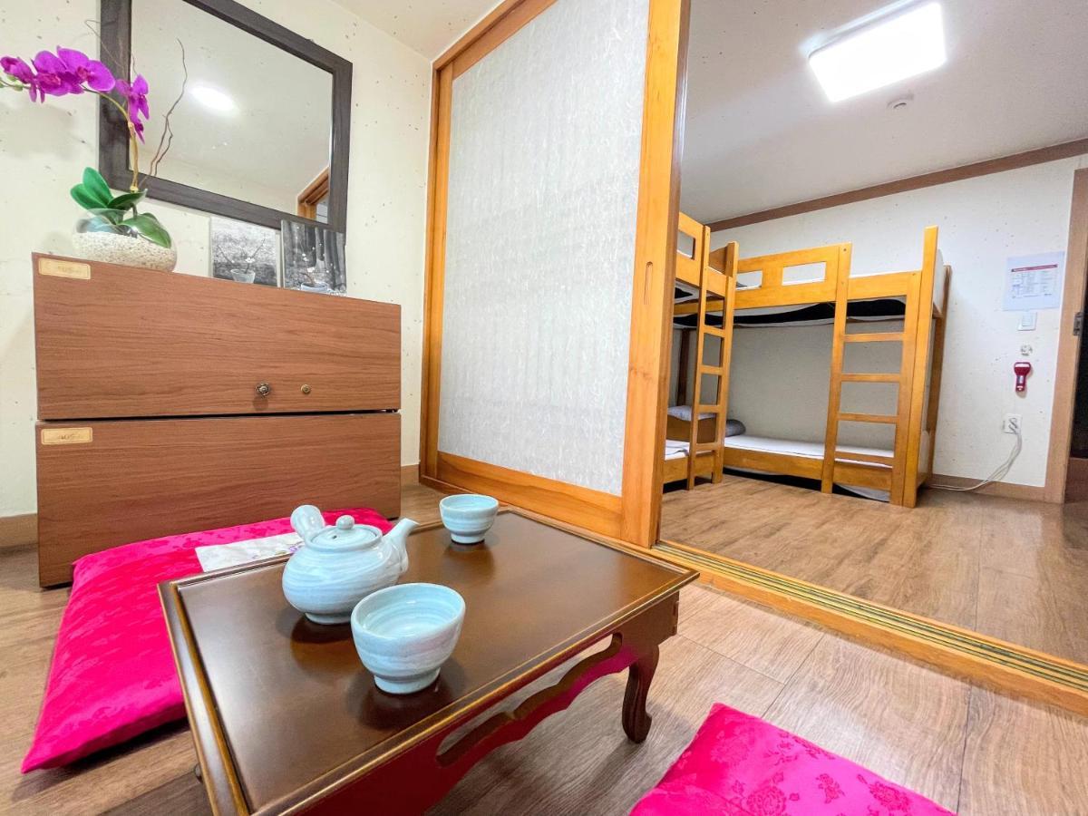 Cocoa Guesthouse Сеул Экстерьер фото